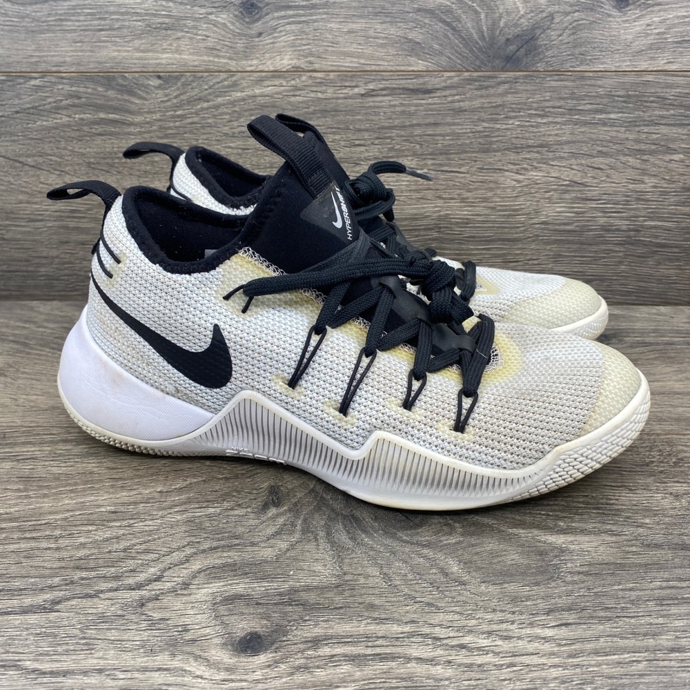 Nike Hypershift Basketball Shoes Womens 8 White Black Low Top 844572-100